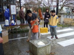 餅つき体験