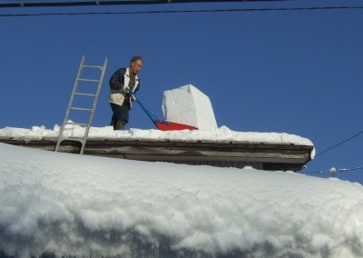 雪下ろし